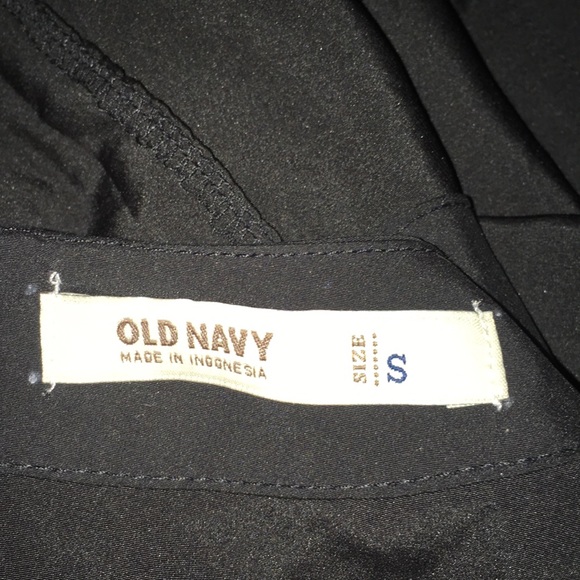 S Old Navy Blouse in Black - Picture 3 of 4